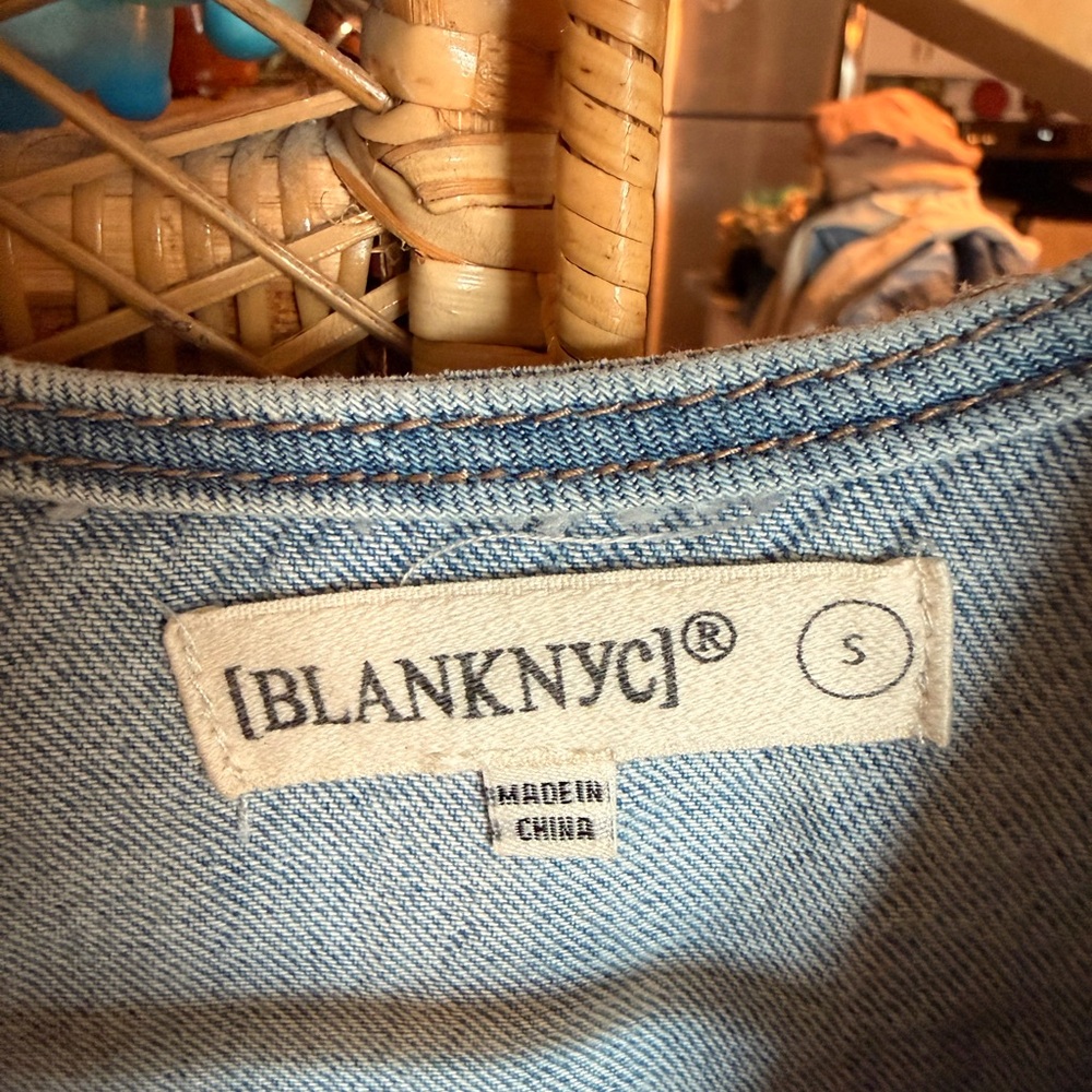 Blank NYC Light Blue Denim Top - Picture 3 of 3